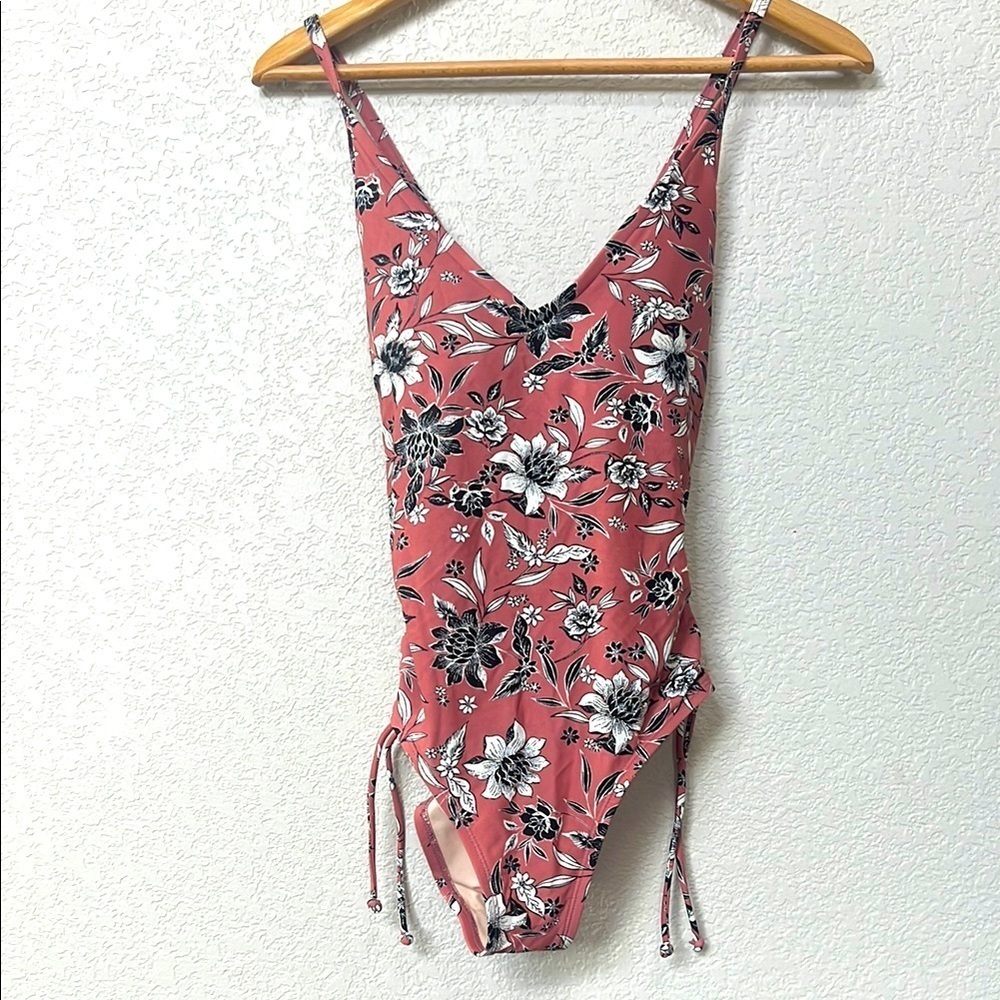 Kona Sol One Piece Bathing Suit Floral Pink Black Size Medium - Picture 1 of 13